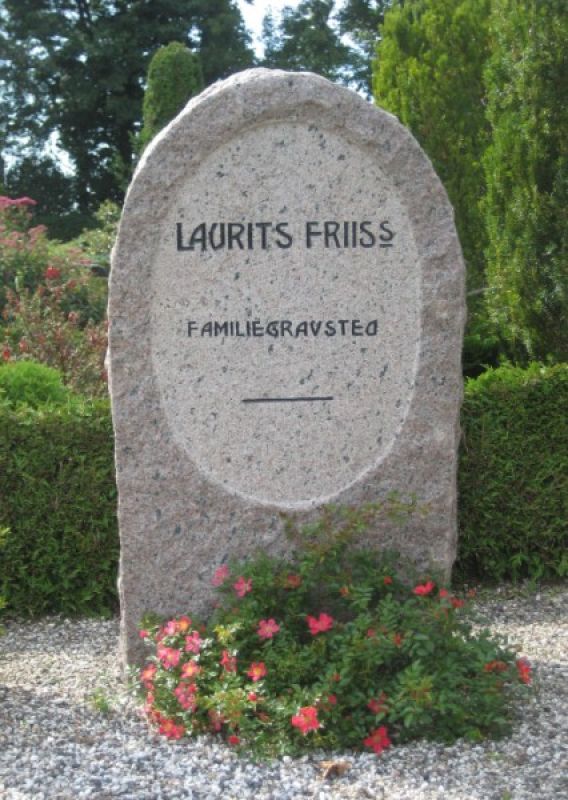 Laurits Friis's familiegravsted.jpg
